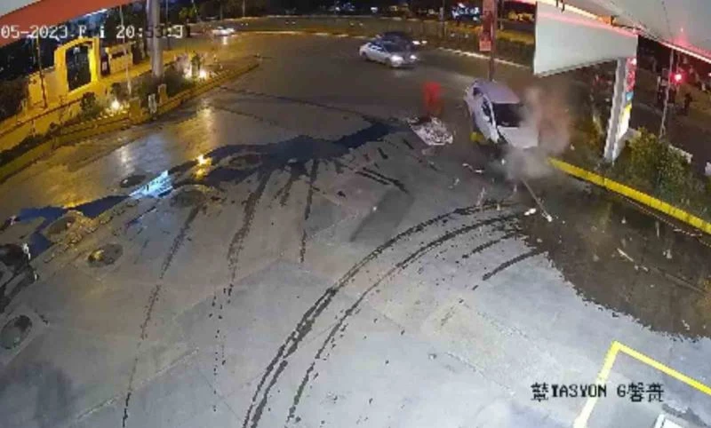 Polisin ‘dur’ ihtarına uymadı, kaçarken refüje çarptı
