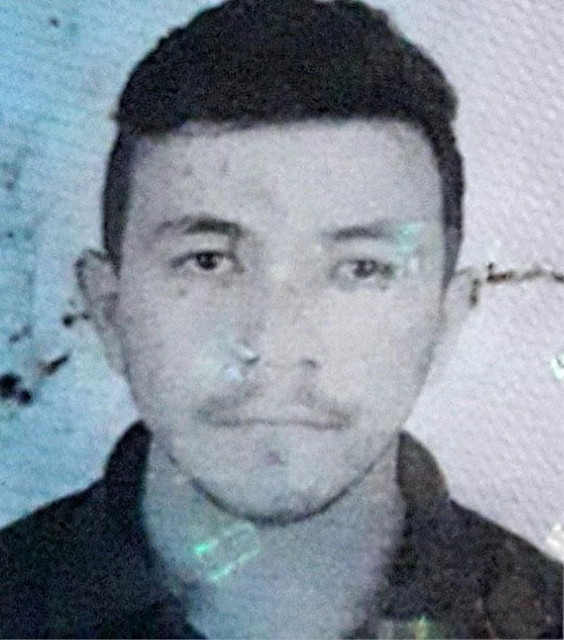 25 yaşındaki genç yakınları tarafından ölü bulundu
