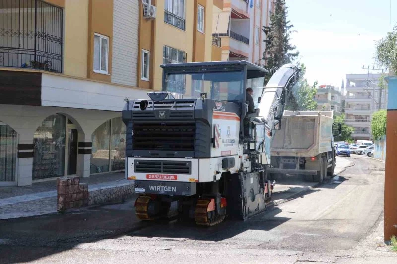 Haliliye’de yol çalışmaları hummalı bir şekilde devam ediyor
