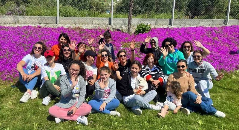 Aliağalı Yörükler güneşli havanın tadını Obapark’ta çıkardı
