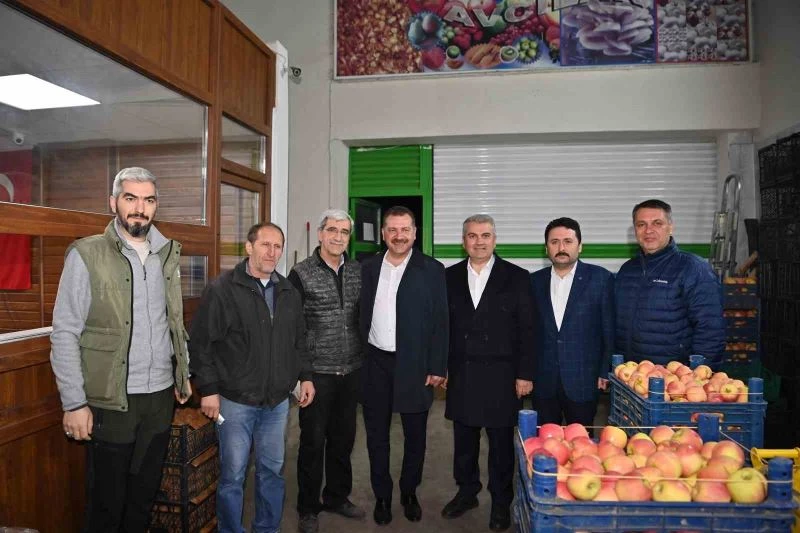 Başkan Yılmaz, Esnafın kahvaltısına konuk oldu
