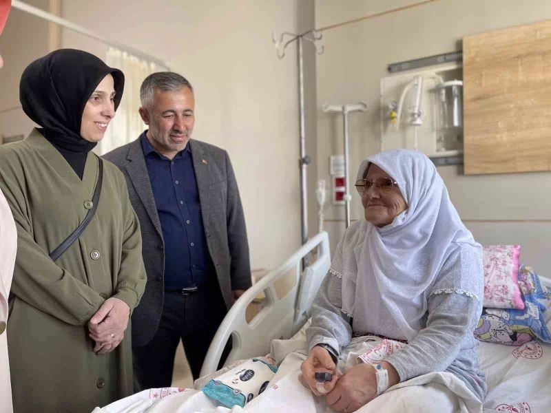 Başkan Yıldırım hastaları ziyaret etti
