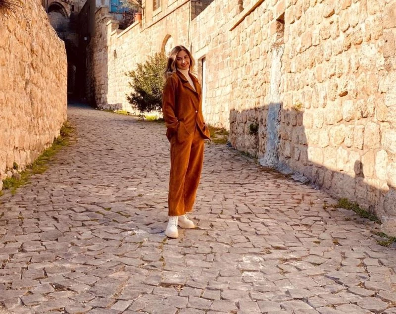 Genç öğretmenin ’zaman’ kavramı üzerine ilk kitap heyecanı
