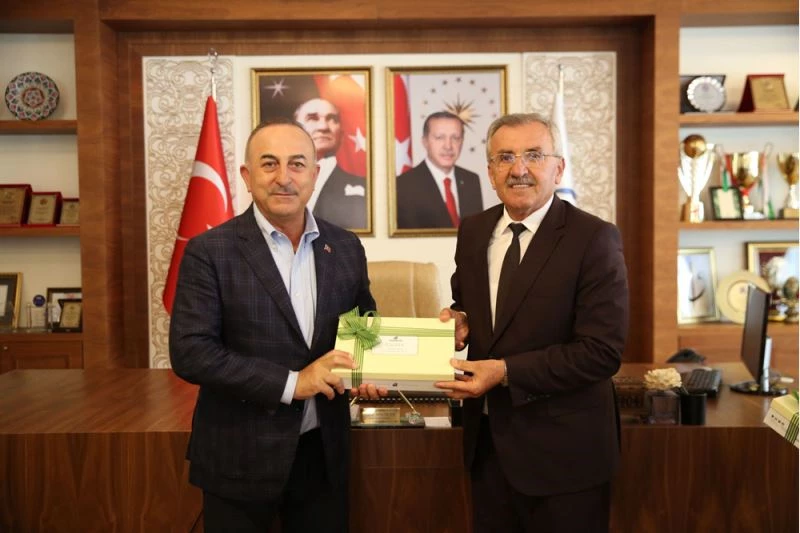 AK Parti milletvekilleri Çavuşoğlu ve Çelik, Serik