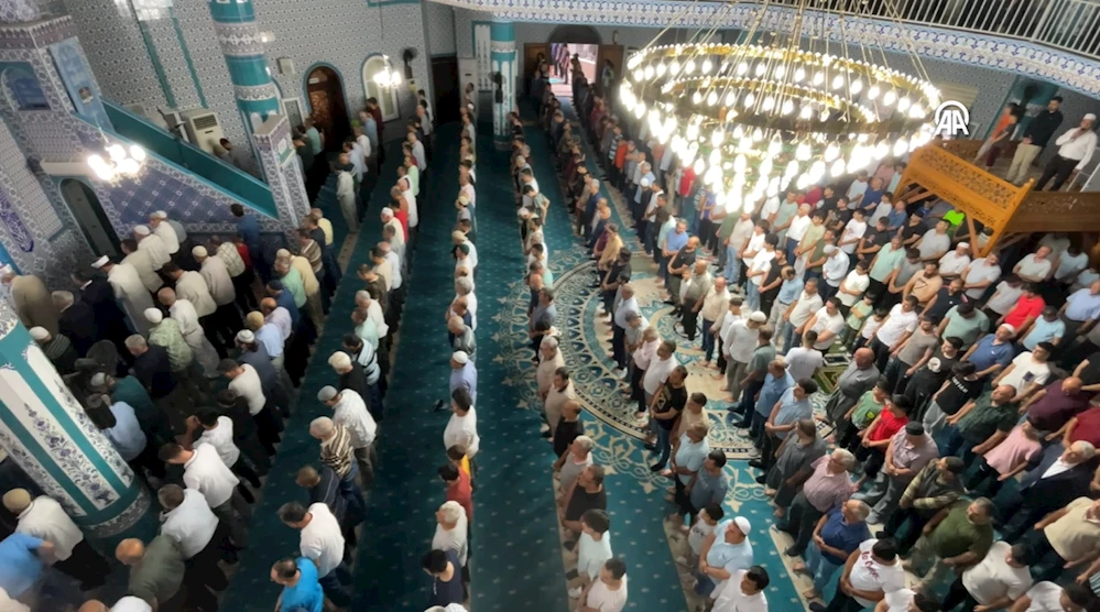 Kurban Bayramı namazı kılındı