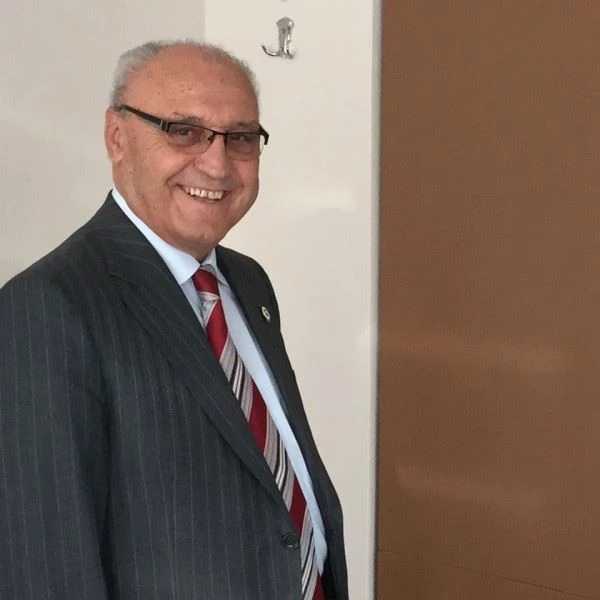 Feramuz Durmuşoğlu KİMDİR?