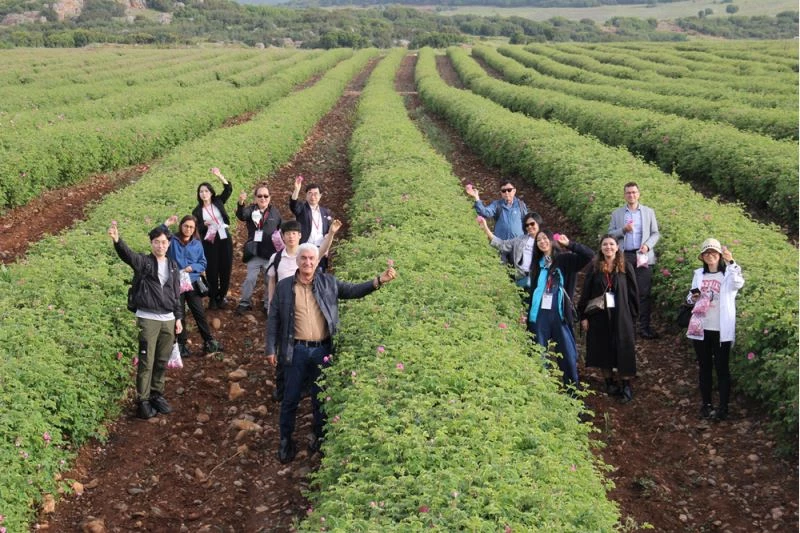 Güney Koreli kozmetikçiler Isparta