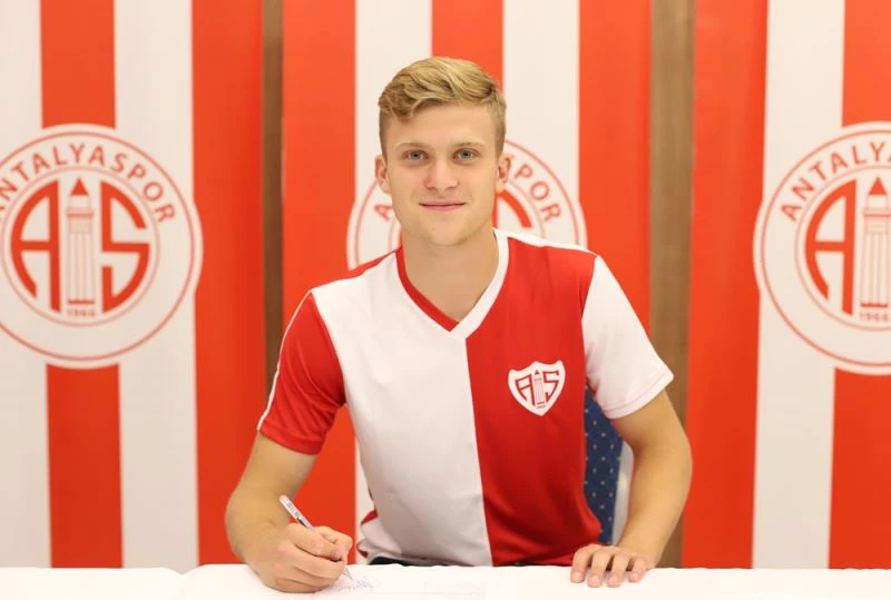 Antalyaspor, Jakub Kaluzinski