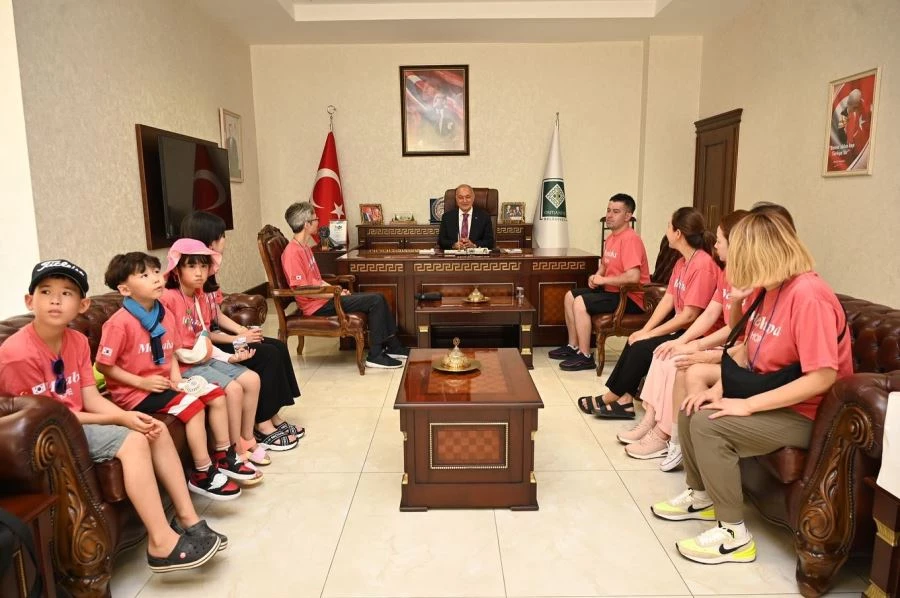 Güney Koreli Gönüllüler, 6 ay sonra yeniden deprem bölgesi Osmaniye’deler