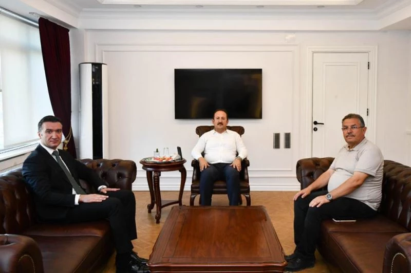 Mersin Valisi Pehlivan, Gülnar Kaymakamlığını ziyaret etti