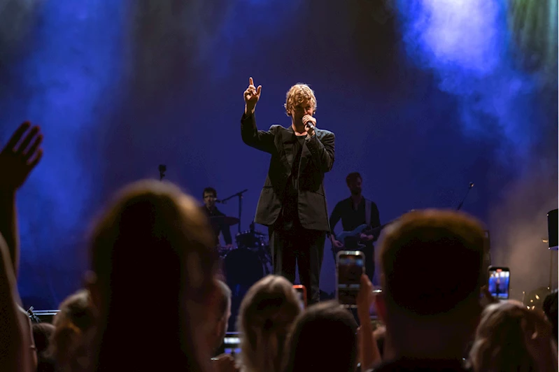 İngiliz şarkıcı ve söz yazarı Tom Odell, Antalya