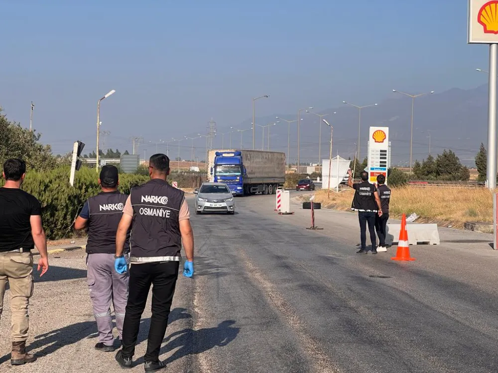 Osmaniye’de, skunk maddesi ele geçirilen TIR’ın sürücüsü tutuklandı