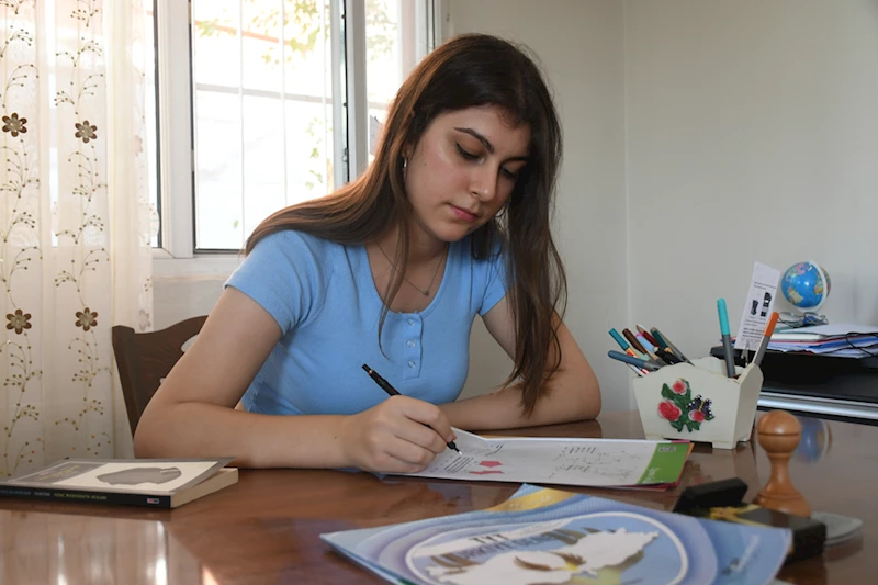 Depremde yaralanan Hataylı Başak, Türkiye 97