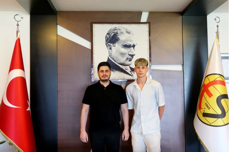 Eskişehirsporlu Eren Altıntaş, Corendon Alanyaspor