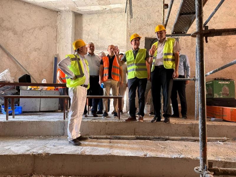 AK Parti Antalya Milletvekili Atay Uslu Kaş