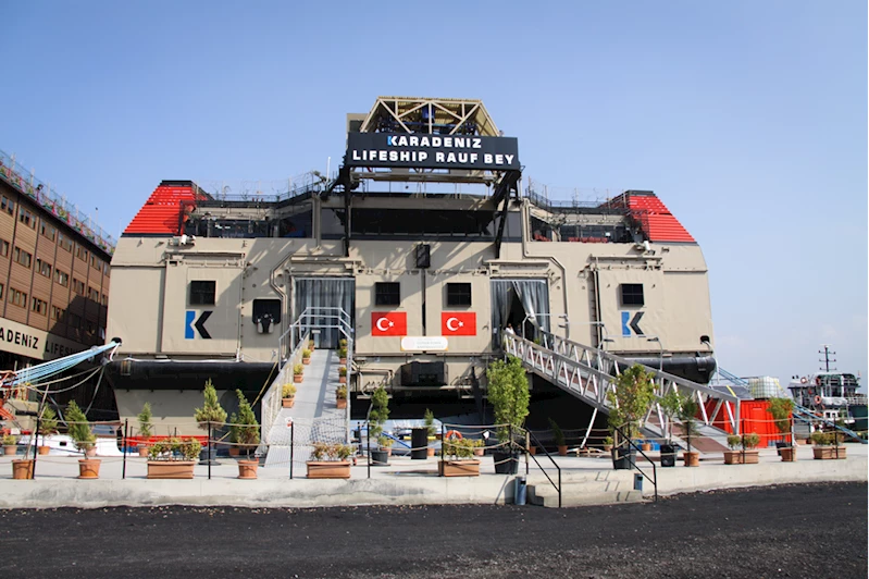 Depremzede lise öğrencileri için 