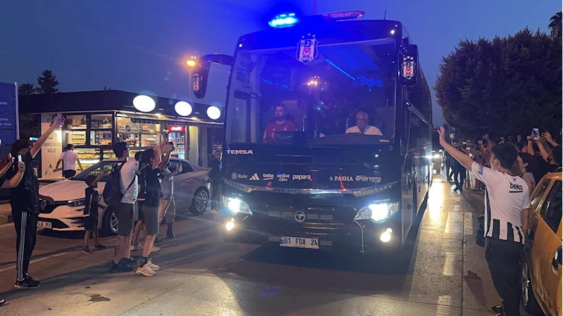 Beşiktaş kafilesi Adana