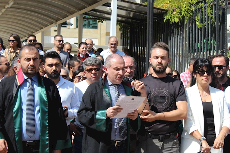 Avukatlara yönelik saldırılar protesto edildi 