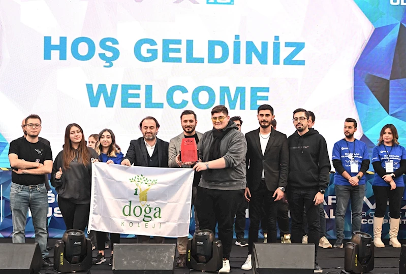 VEX Robotics turnuvasını, Doğa Koleji kazandı