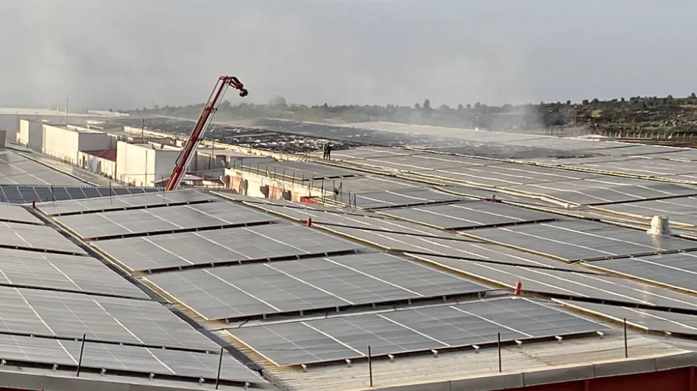 Osmaniye’de tekstil fabrikasında yangında 4 işçi dumandan etkilendi