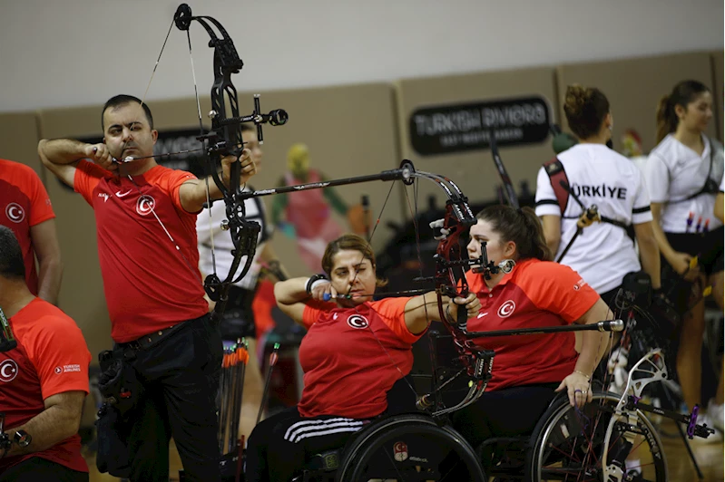 Paralimpik Milli Takımı, 7 olimpiyat madalyası hedefiyle oklarını atıyor 