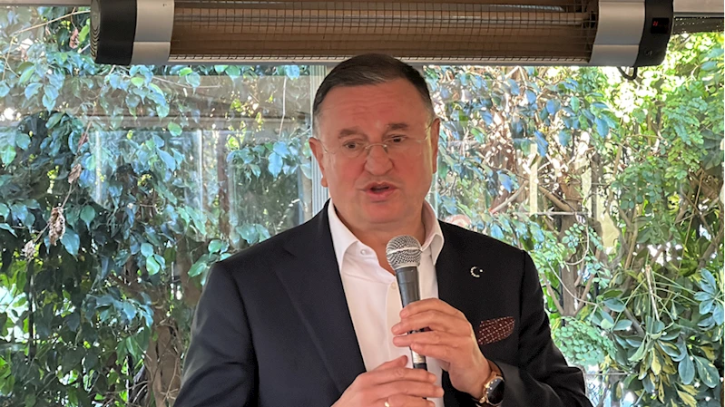 Hatay Büyükşehir Belediye Başkanı Lütfü Savaş, basınla buluştu