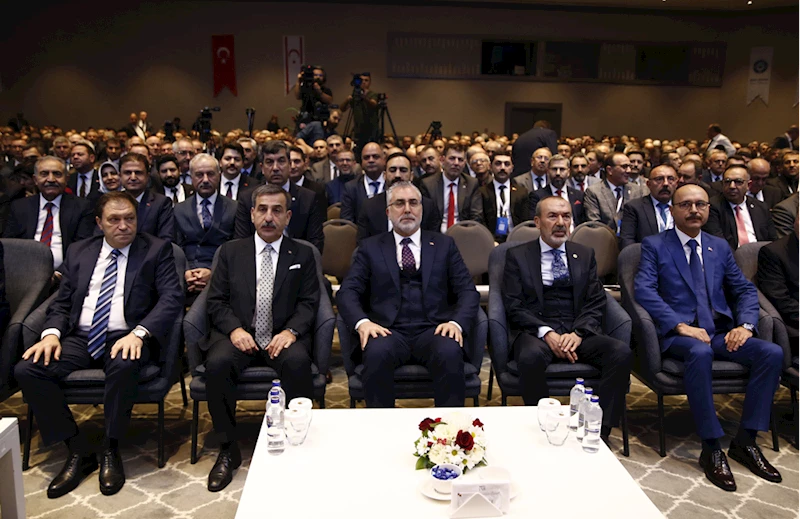 Çalışma ve Sosyal Güvenlik Bakanı Işıkhan, Türkiye Kamu-Sen Genişletilmiş İstişare Toplantısı