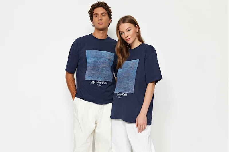 Trendyol, devlet sanatçısı Devrim Erbil işbirliğinde modayı sanatla buluşturdu