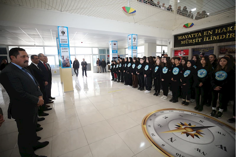 Hatay Valisi Masatlı, öğrencilerin kurduğu 