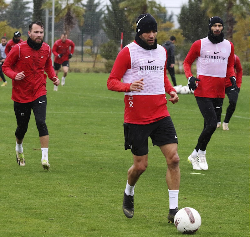 Antalyaspor, İstanbulspor maçının hazırlıklarına başladı