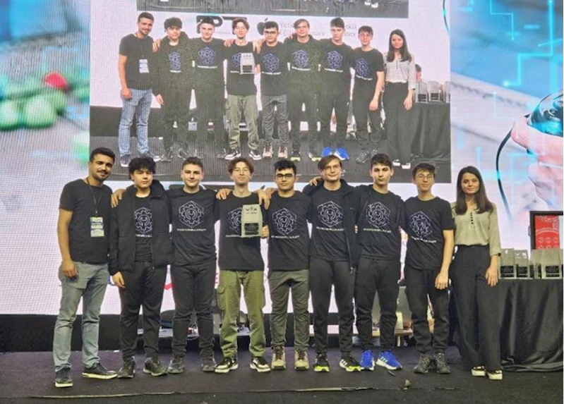 Doğa Koleji VEX Robotics İstanbul Turnuvası