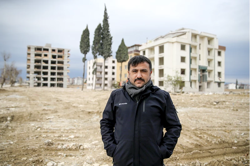 6 ŞUBAT DEPREMLERİNİN BİRİNCİ YILI - Öğretmenevi tadilata girince 200 öğretmen enkaz altında kalmaktan kurtuldu