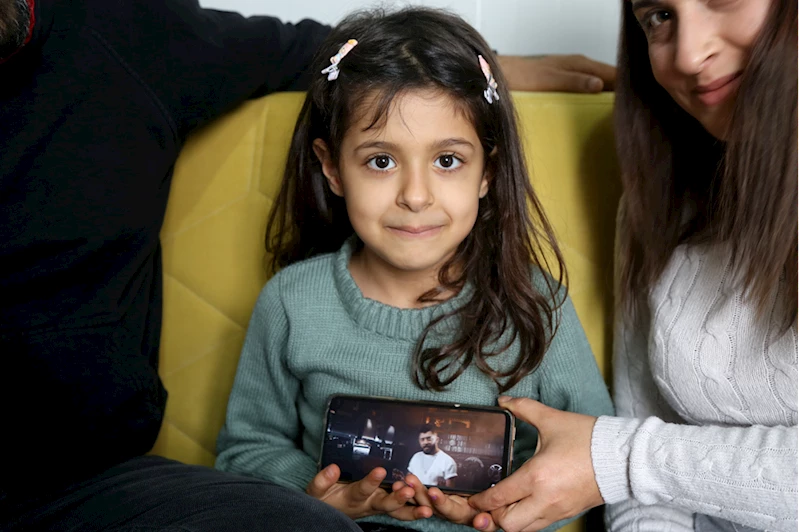 6 ŞUBAT DEPREMLERİNİN BİRİNCİ YILI - Enkazdan kurtarılma anı kameraya yansıyan Melek, ailesiyle hayata tutunuyor