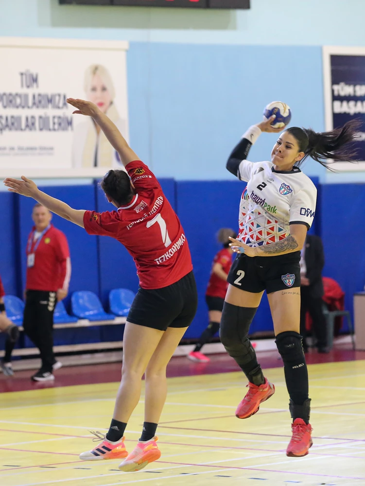 Hentbol: Kadınlar Süper Lig