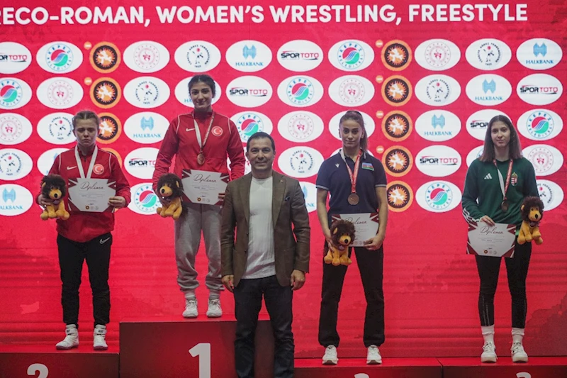 Güreş: Uluslararası Şampiyonlar Turnuvası 