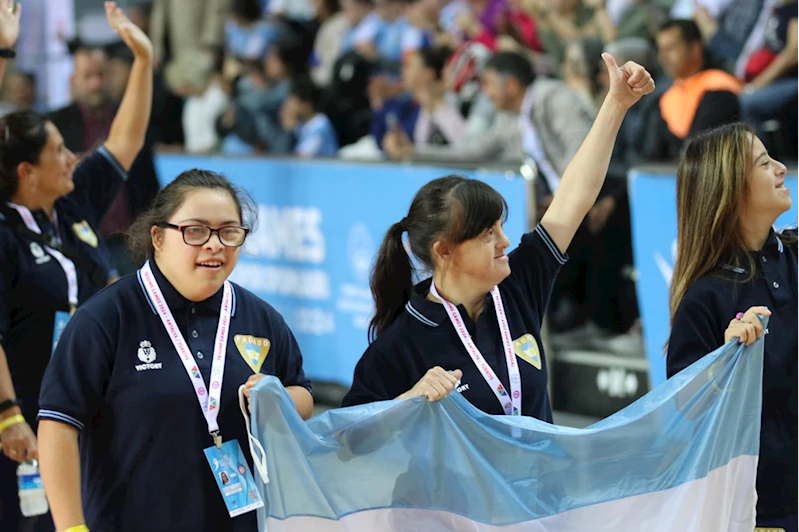 Down Sendromlular Dünya Spor Oyunları açılış töreni yapıldı