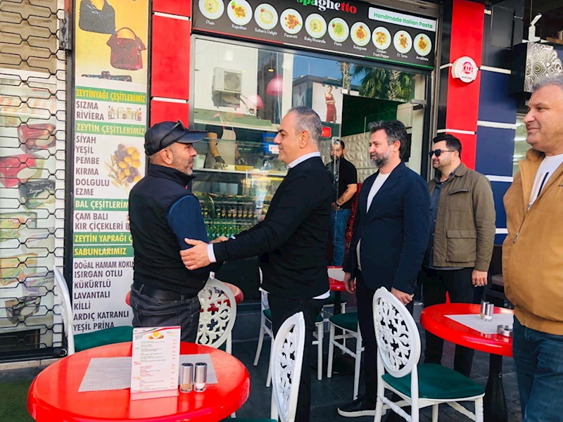 Muratpaşa Belediye Başkan Adayı Manavoğlu, seçim çalışmalara devam ediyor