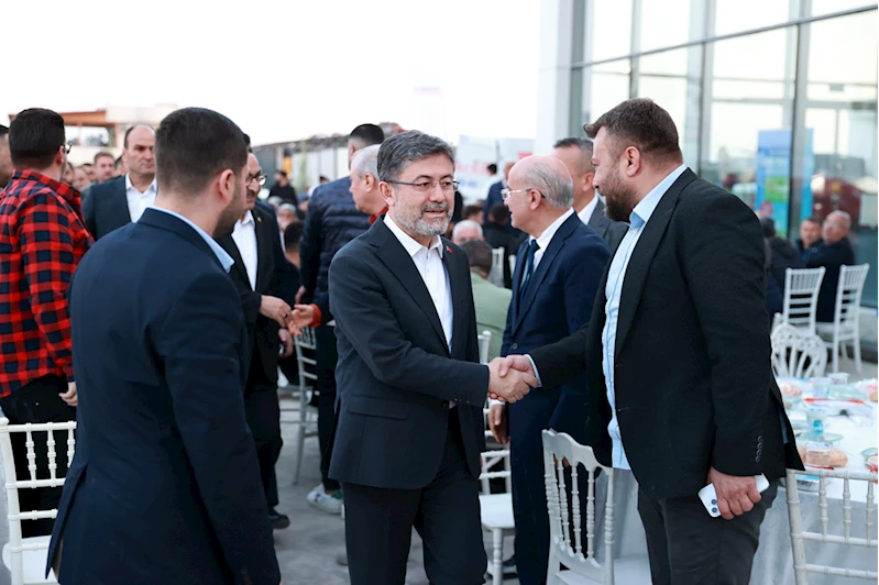 Bakan Yumaklı, Adana