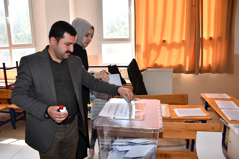 Belen Kaymakamı Mahmut Sami Yılmaz, oyunu kullandı 