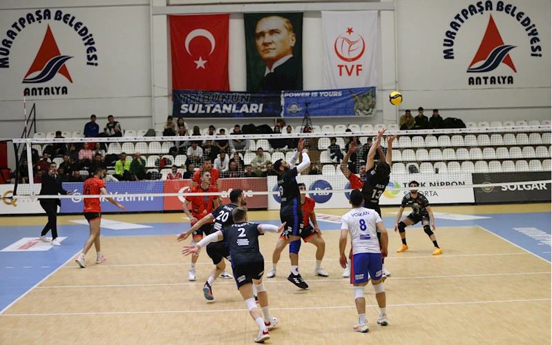 Voleybol: AXA Sigorta Efeler Ligi