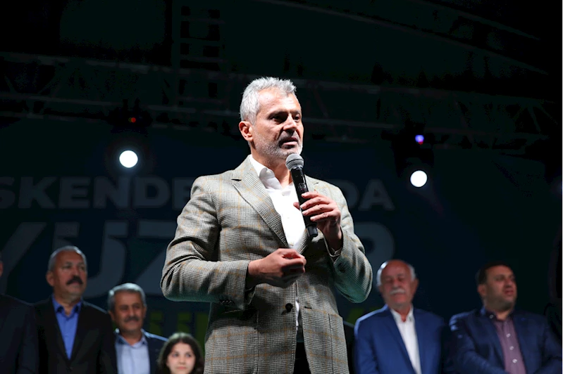 Hatay Büyükşehir Belediye Başkanlığını kazanan Mehmet Öntürk, İskenderun