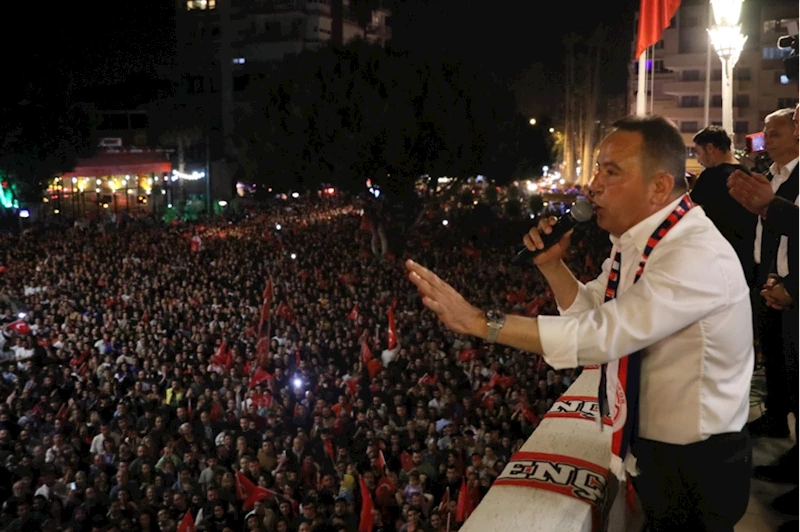 Antalya Büyükşehir Belediye Başkanı Muhittin Böcek, vatandaşlara hitap etti: