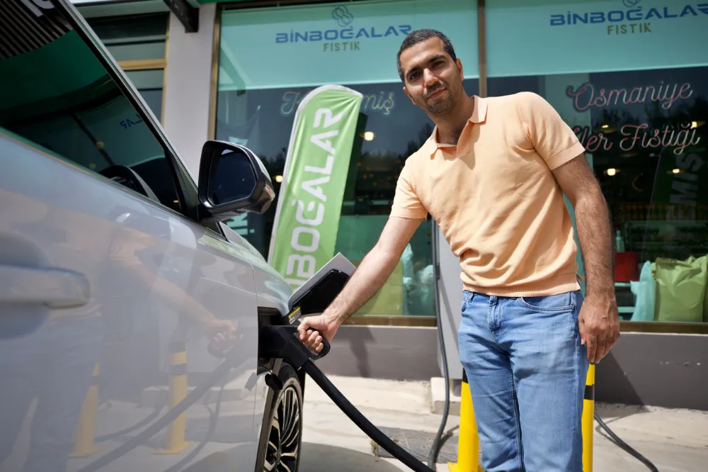 Elektrikli araç sayısı artınca işletmeciler de iş yerlerine şarj üniteleri kurmaya başladı
