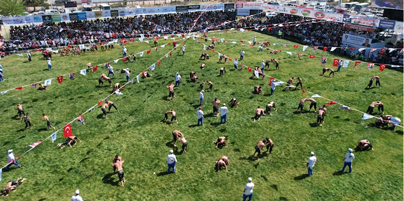 25. Kumluca Yağlı Güreşleri