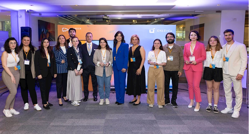 ÜNLÜ & Co Kadın Teknoloji Girişimcileri Akademisi ilk mezunlarını verdi