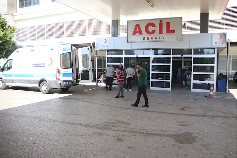 Evinde rahatsızlanan eski Adana Büyükşehir Belediye Başkanı Durak, hastaneye kaldırıldı