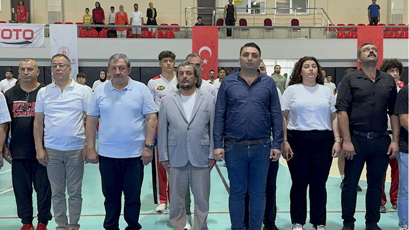 Kick boksta siyah kuşak 