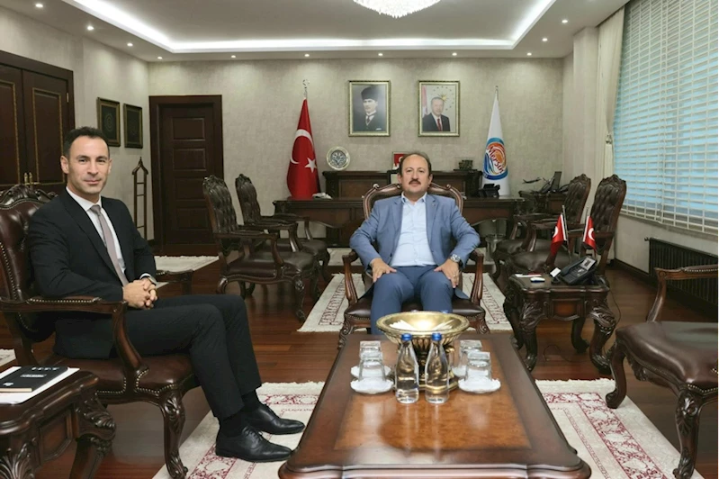 Mersin Valisi Pehlivan, İl Gençlik ve Spor Müdürü Öz