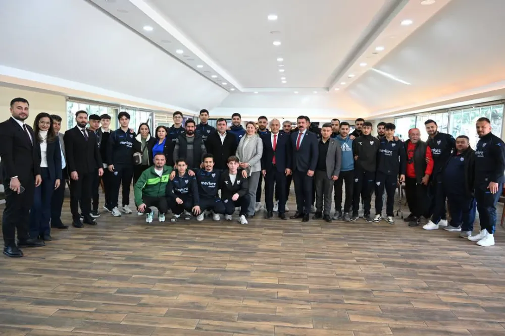 Kaya, Kadirli’yi Boş Bırakmıyor