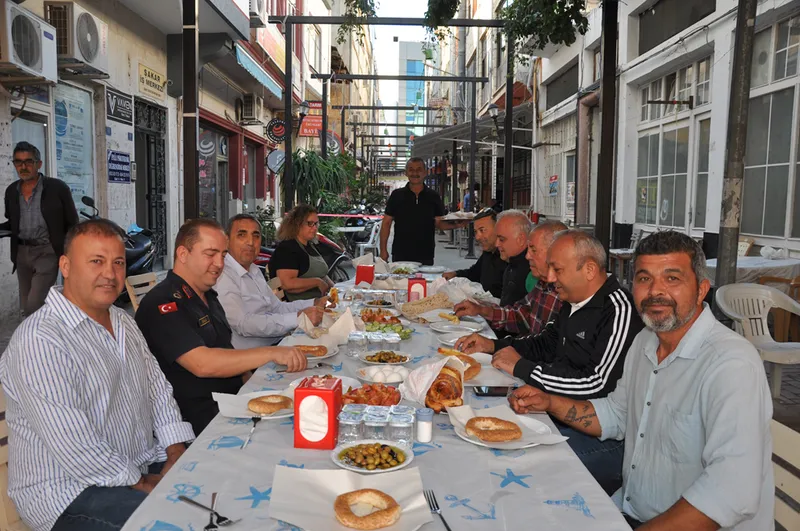 Silifke Kaymakamı Abdullah Aslaner esnafla bir araya geldi 